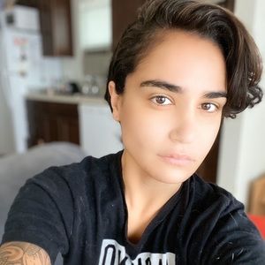 Meet your Posher, Dani